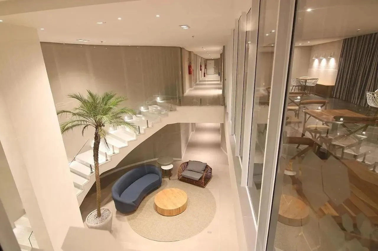 Flat 106 Na Passagem 700M Da Praia Do Forte Cabo Frio Brazílie