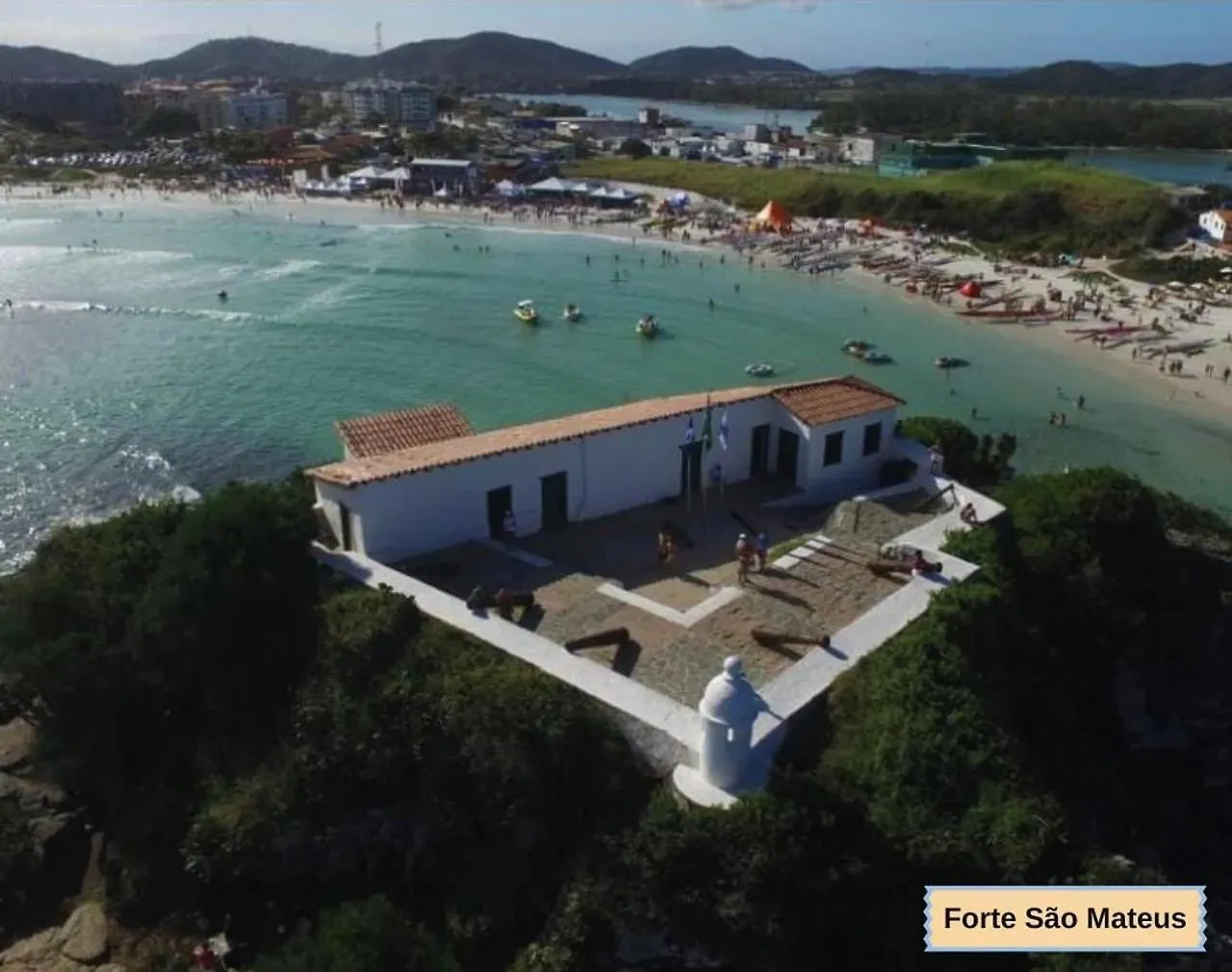 Hotel Flat 106 Na Passagem 700M Da Praia Do Forte Cabo Frio
