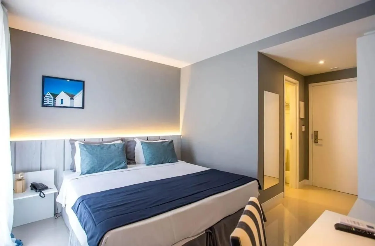 Hotel Flat 106 Na Passagem 700M Da Praia Do Forte Cabo Frio