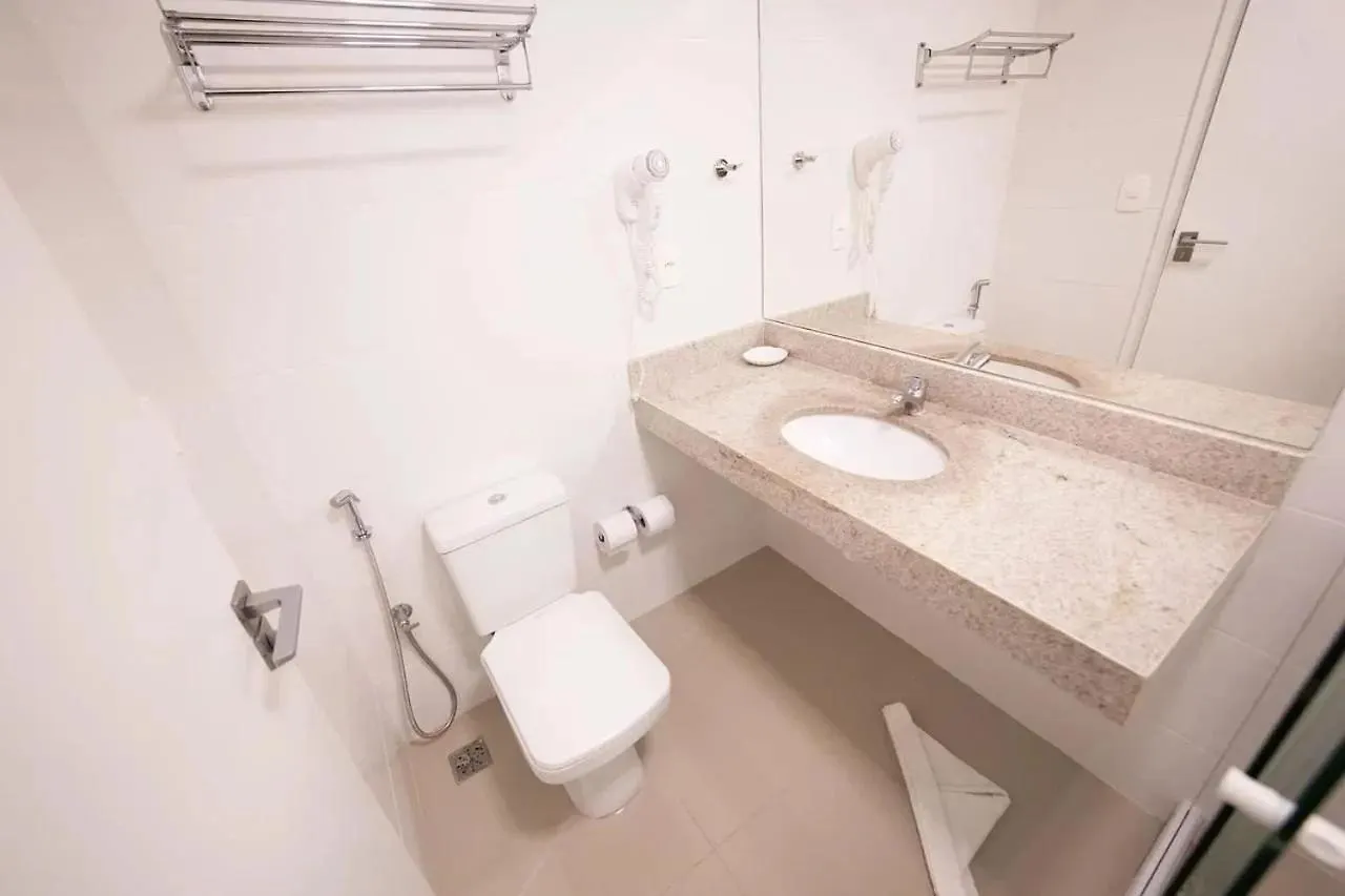 Hotel Flat 106 Na Passagem 700M Da Praia Do Forte Cabo Frio Brazil