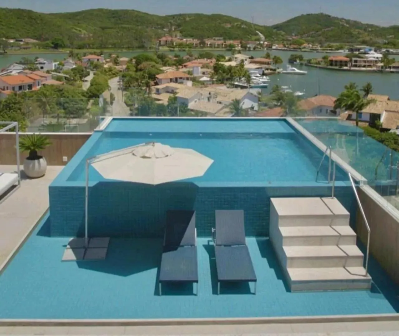 Flat 106 Na Passagem 700M Da Praia Do Forte Cabo Frio